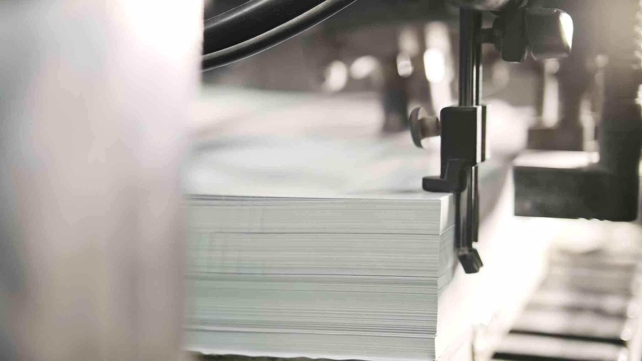Coltelli per cartiere, converting e linee tissue.